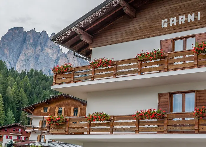 Garnì Rosengarten Pozza di Fassa